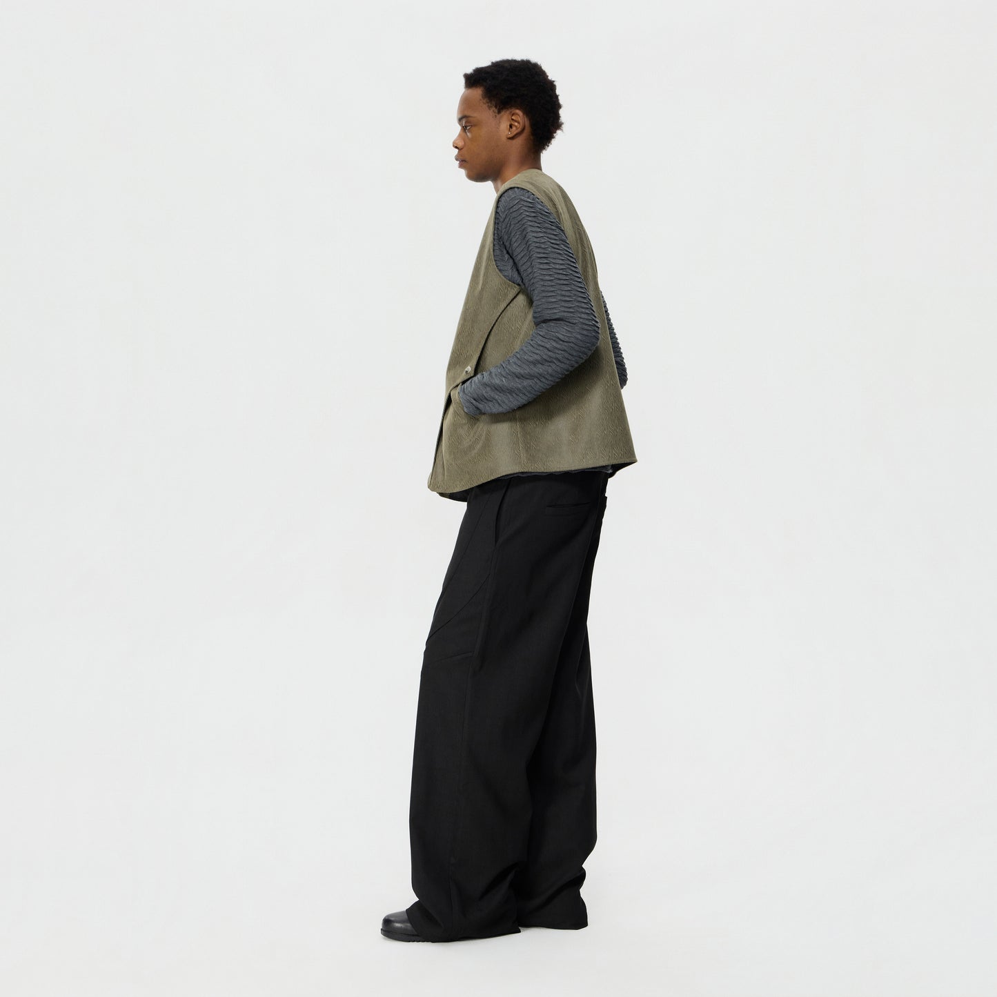 Double Flap Cropped Vest
